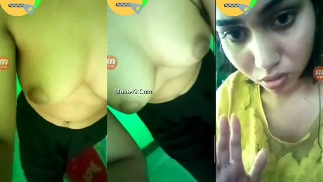 Desi Girl Shows Boobs on VC - Viral Video Leaked