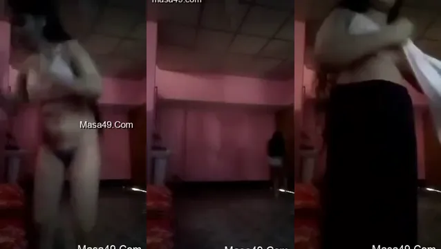 Desi Girl Nude Body Revealed - Shocking Leaked Video