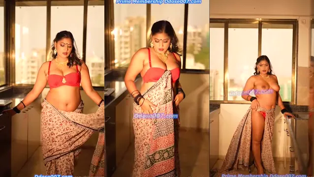 Anjali Gaud Saree Stripping to Nude in Kitchen - Hot Desi Actress Viral Video