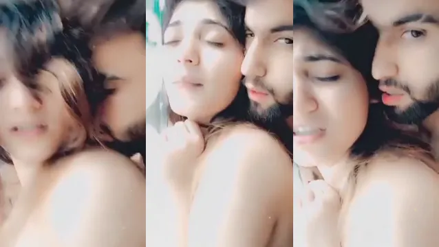 Watch Hot Indian Lovers Standing Sex MMS - Wild Desi Standing Fuck Leaked full viral video leaked