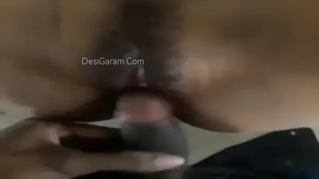Echte Indiase amateur Rahul neukt Priya hard - strakke chut gevuld met plezier