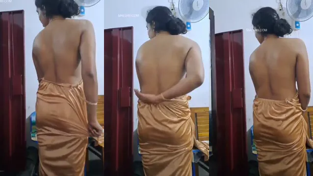 Sexy Tamil Wife Boobs Video - Hot Desi Indian Wife Leaked Record