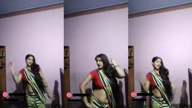आंटियों का मोहक सेक्सी डांस XXX वीडियो - देसी बीएफ छेड़ो