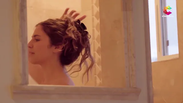 Seks Malam Hotel Desi Panas - Seri Web Hindi yang Belum Dipotong S01E01