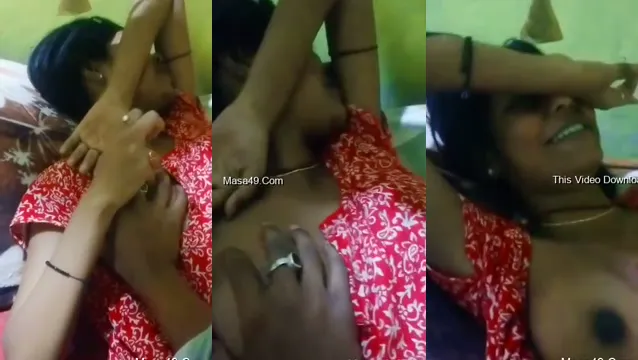 Desi Girl Boobs Pressing Video - দেশি গার্লের বুবস প্রেসিং হট সিন