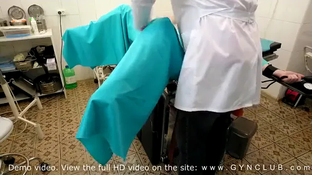 Doktor Kedi Sınavı - Jinekolog Fetiş Yakın Çekim Denetimi