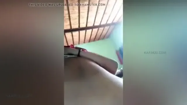 कॉलेज लड़के ने शादीशुदा पड़ोसी को चोदा - गुप्त बांग्लादेशी भाभी मामला
