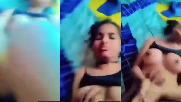 Horny Desi Girl Kissing Fucking - হর্নি দেশি গার্ল নগ্ন চোদাচুদি