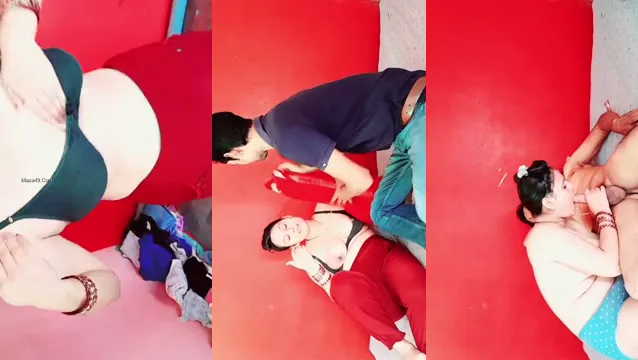 Desi Puja Bhabhi fa pompini e scopa - Guarda il caldo pompino e la scopata di Puja Bhabhi