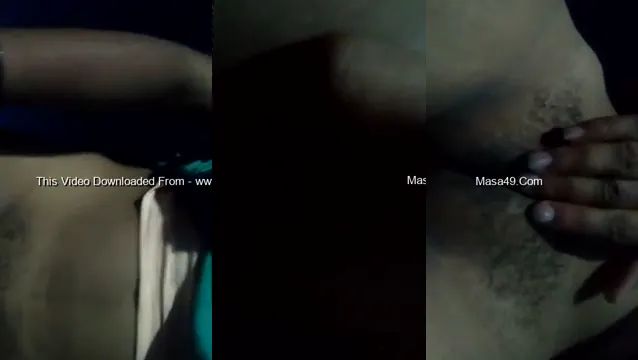 Sexy Desi Girl Shows Her Pussy - Hot Indian Amateur Tease Video