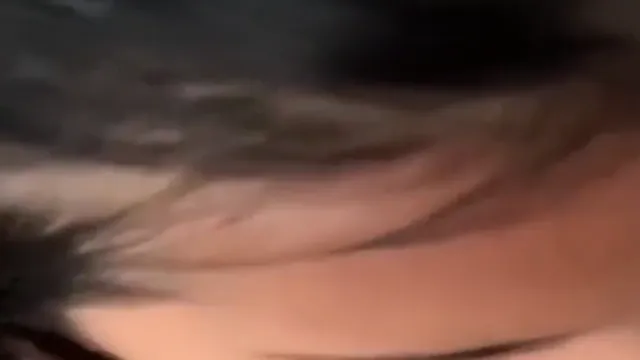 Söt tjej suger kuk & passionerad sex med älskare - Läckt amatörvideo