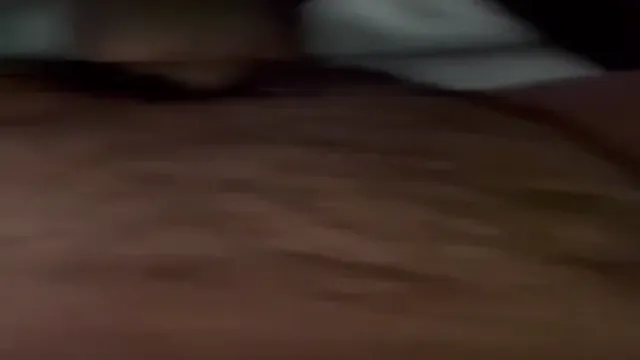 Namorada implora ao namorado por sexo mais rápido - áudio MMS de hotel vazado